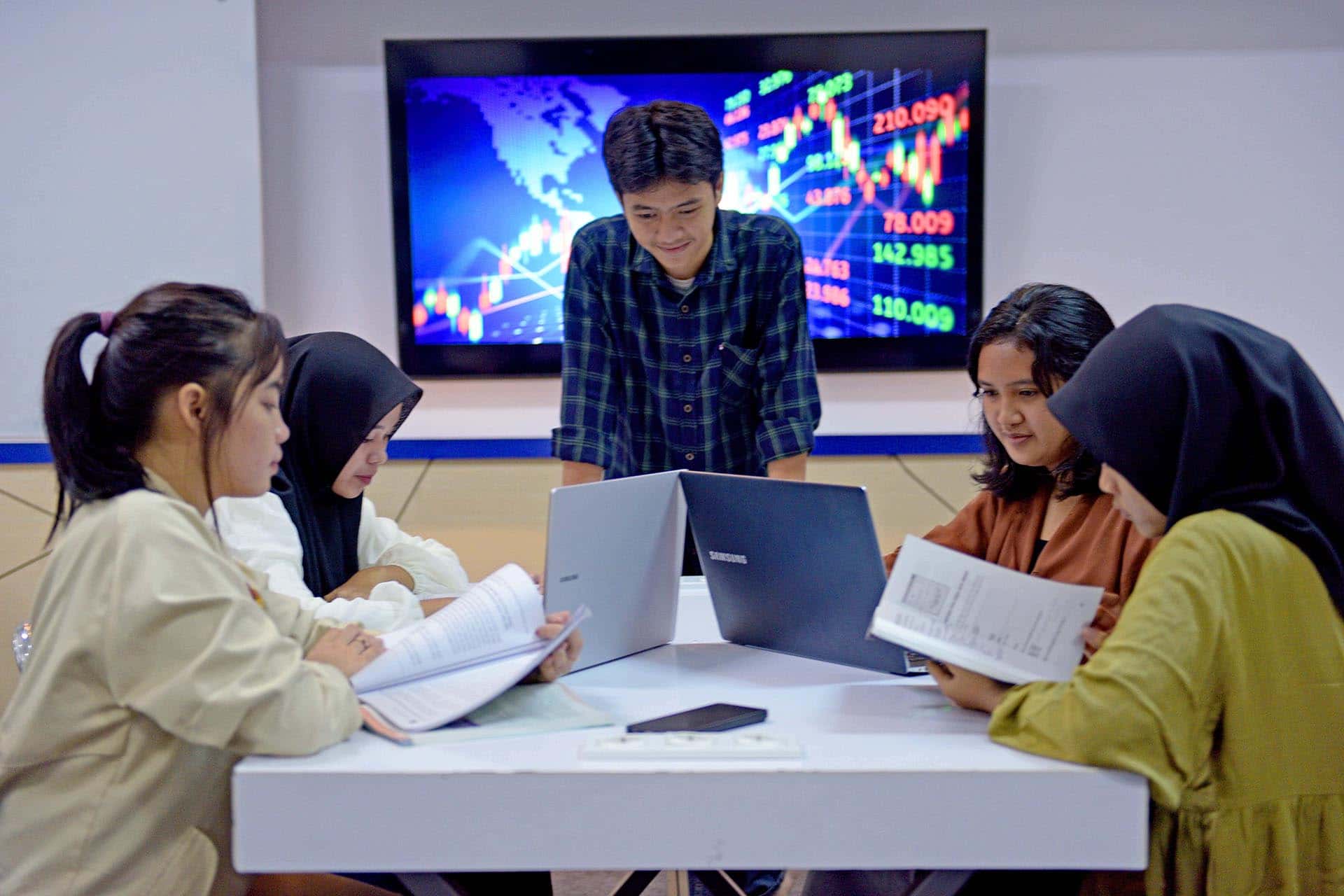 Samsung Solve for Tomorrow Assets